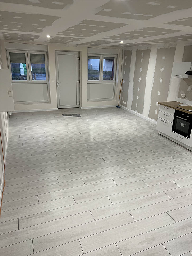 Transformation d'un Local en Habitation - Photo 2