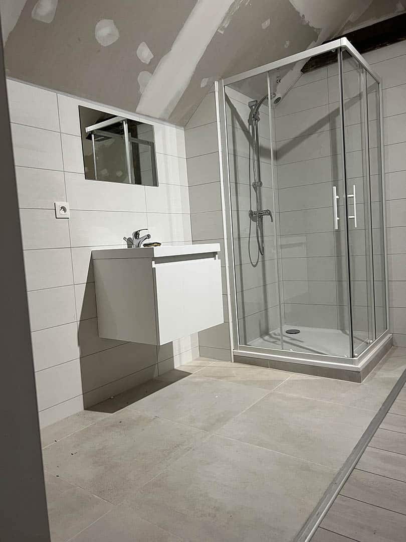 Transformation d'un Local en Habitation - Photo 4